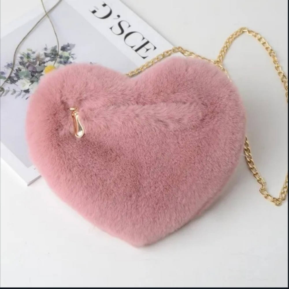 New Fashion Pink Heart-Shaped Fluffy Crossbody Bag - Picture 3 of 4